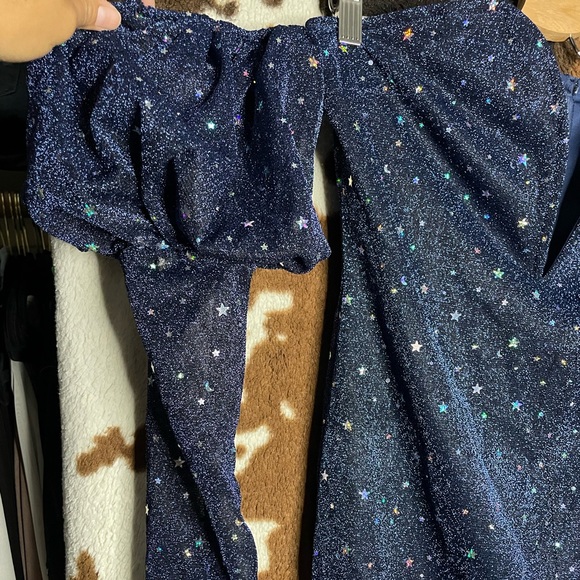 NWT AREA STARS Sparkle Off Shoulder Plunge Puff Long Sleeve Bodycon Mini Dress M - Picture 2 of 7